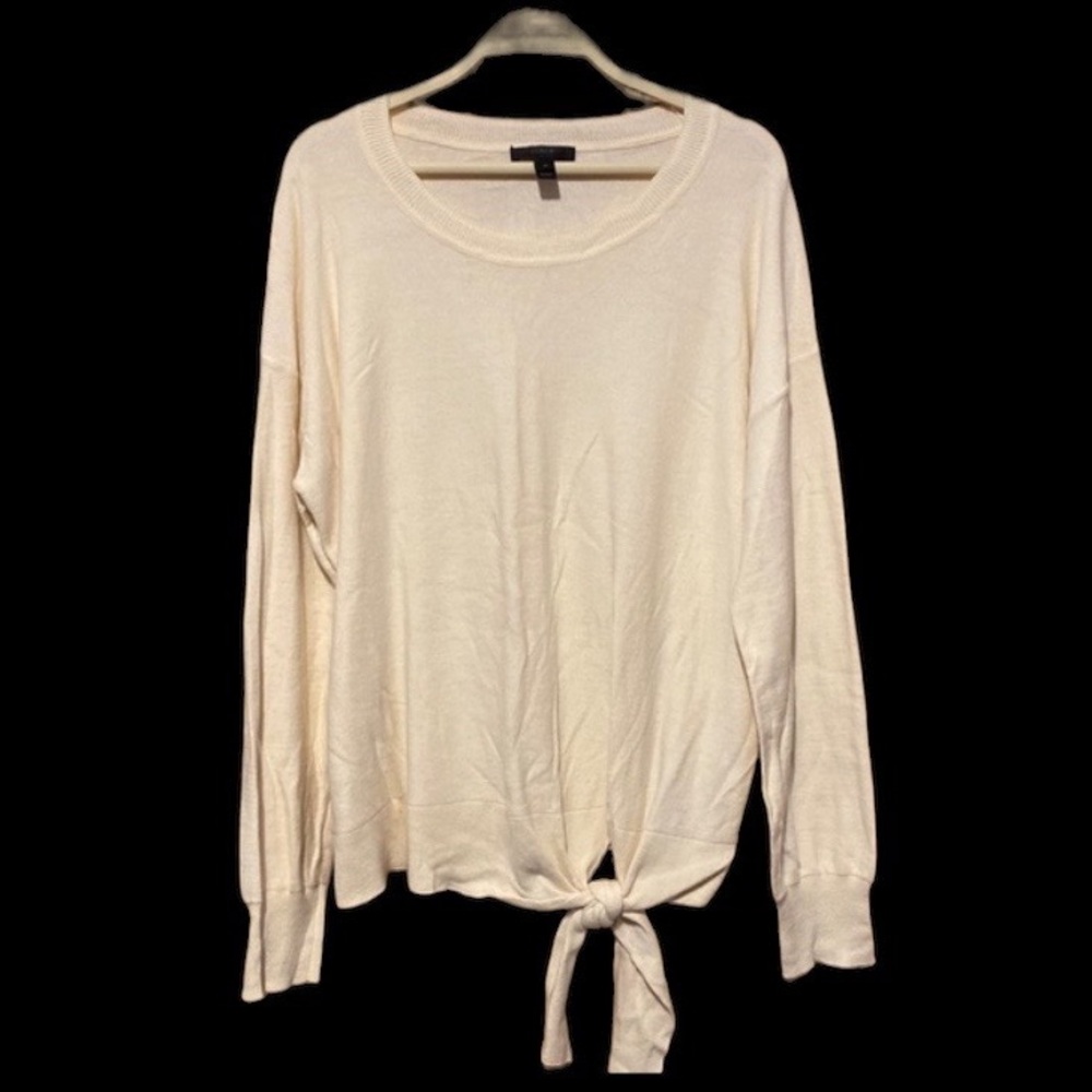 J Crew crew neck cream colored lightweight front tie detail sweater size medium